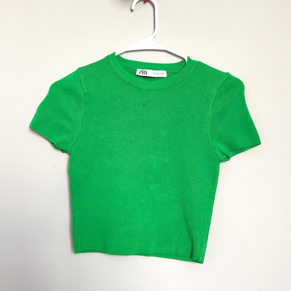 Zara green sculpt tee